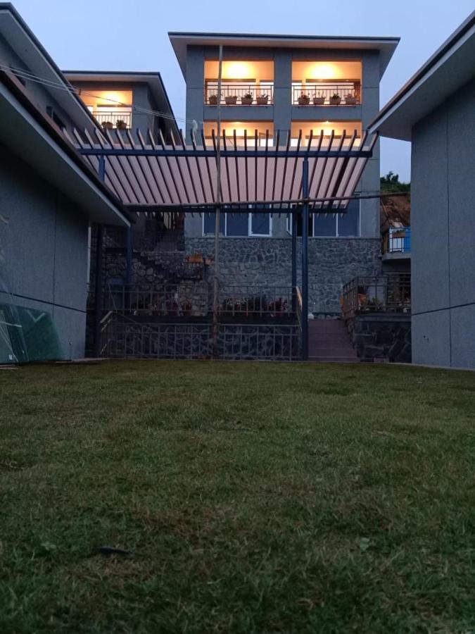 Cherry Blossom Homestay Кодайканал Екстер'єр фото